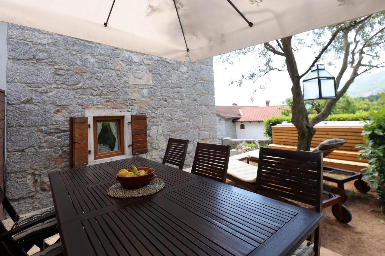 Villa Fani With Jacuzzi Icici Exterior photo