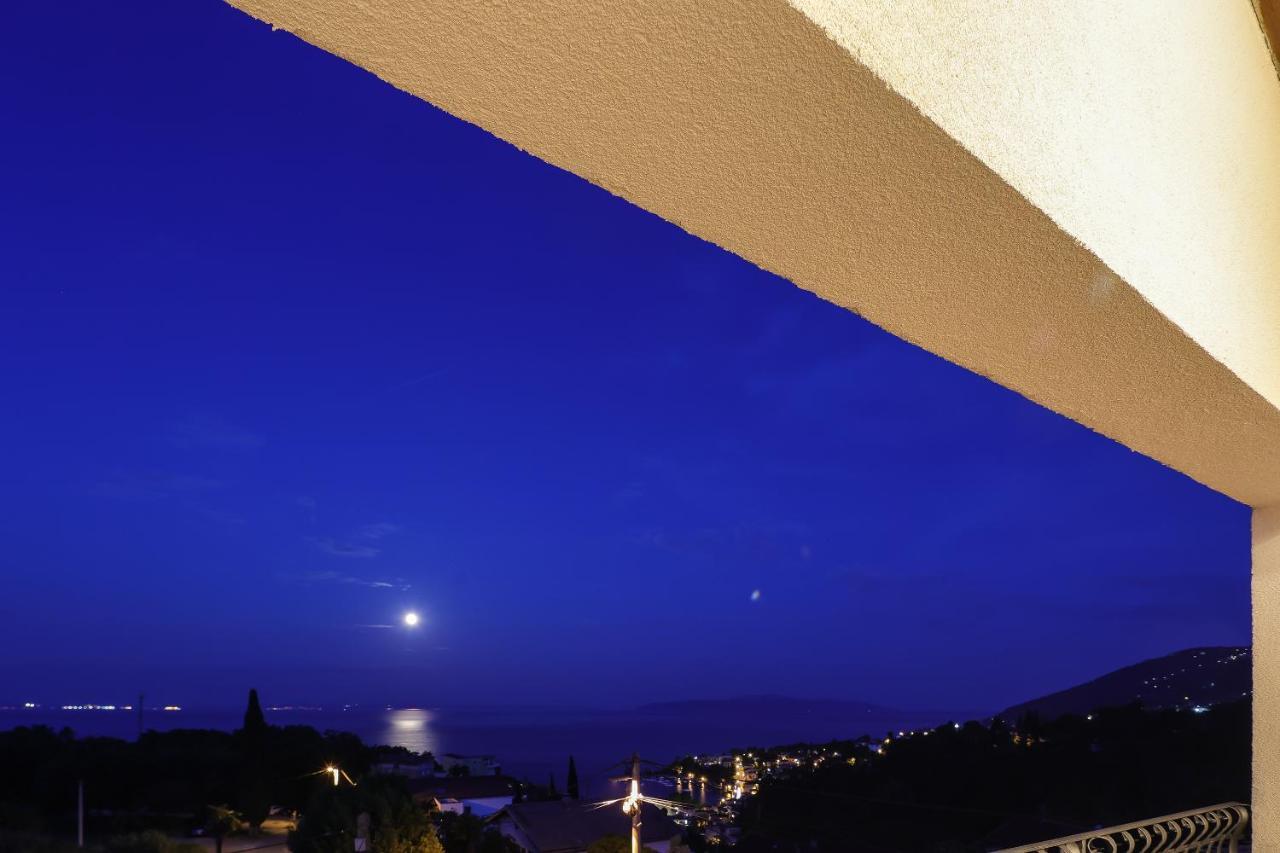 Villa Fani With Jacuzzi Icici Exterior photo